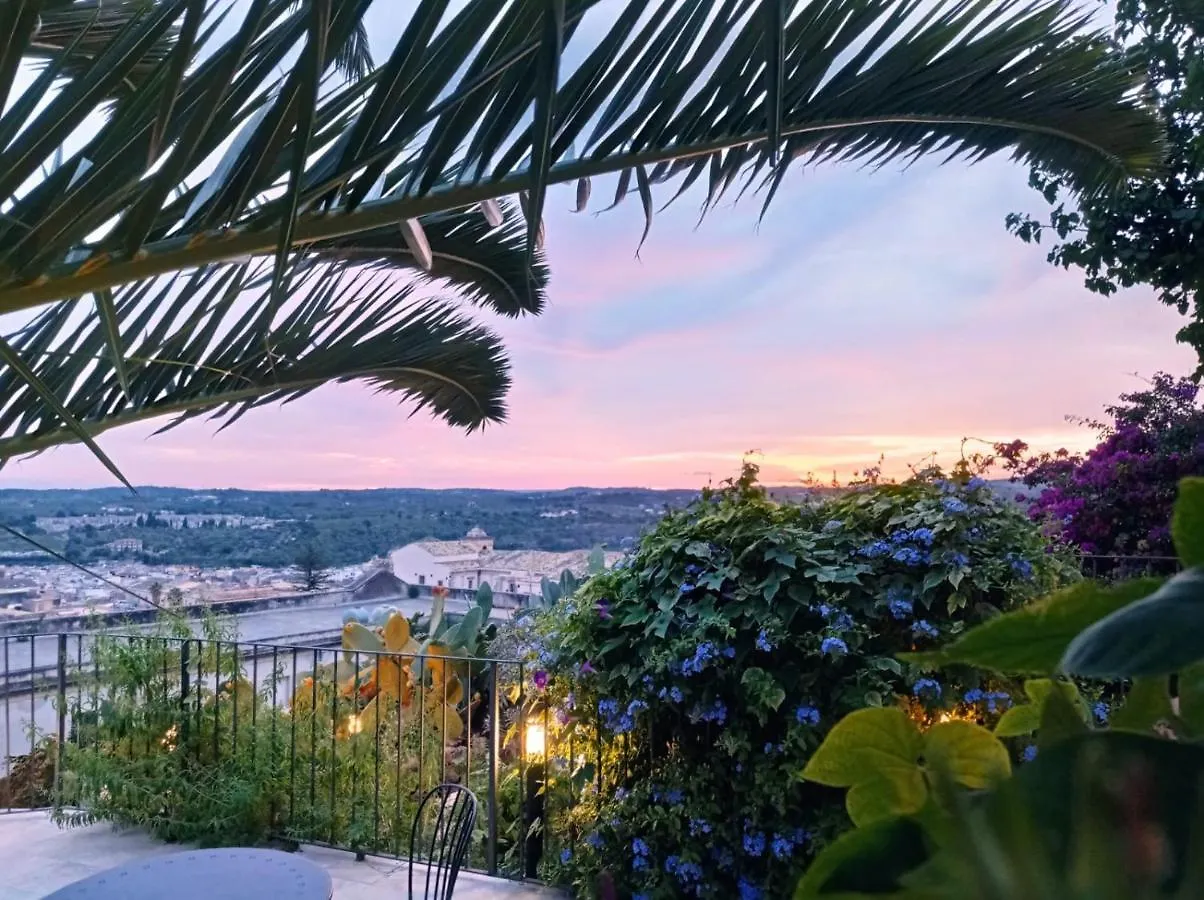 Trigona Garden Suite Noto 0*,