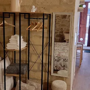  Bed & Breakfast Loft Albicocca Italia